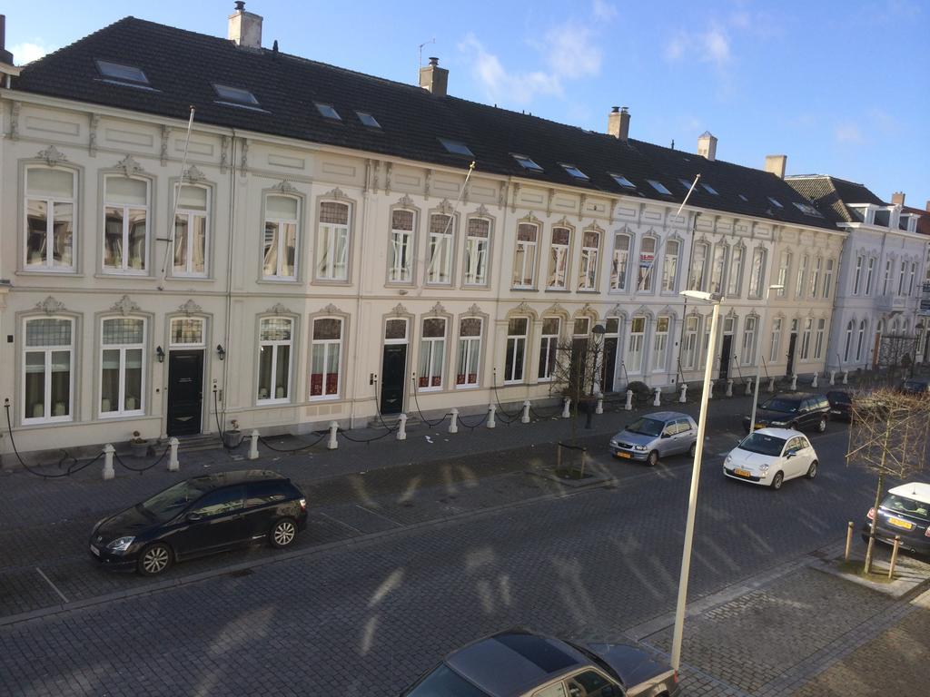 Hotel De Blauwe Vogel Bergen op Zoom Exterior foto