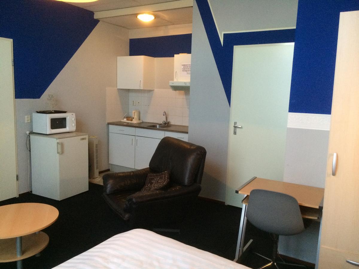 Hotel De Blauwe Vogel Bergen op Zoom Zimmer foto
